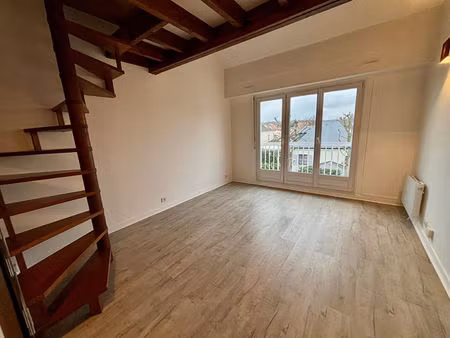 appartement 1 pièce(s) 26.22 m2 / duplex / 6 min rer
