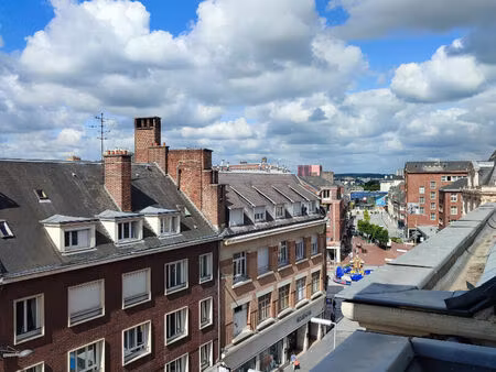 studio centre ville 24.5 m2 avec ascenseur