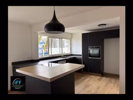 magnifique t4 duplex proche centre st pierre