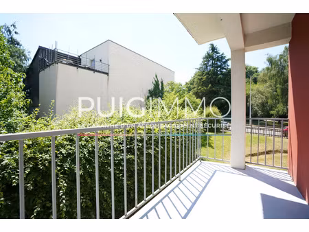 superbe t3 avec loggia et garage