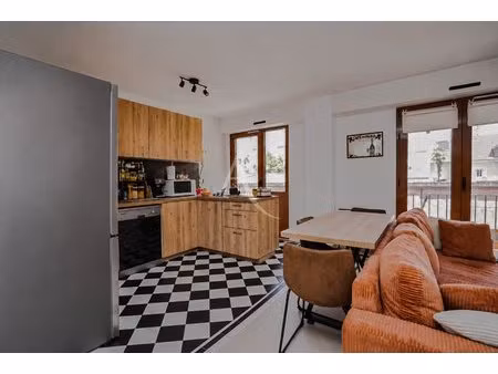 appartement pau centre  t3  2 chambres  ascenseur  garage