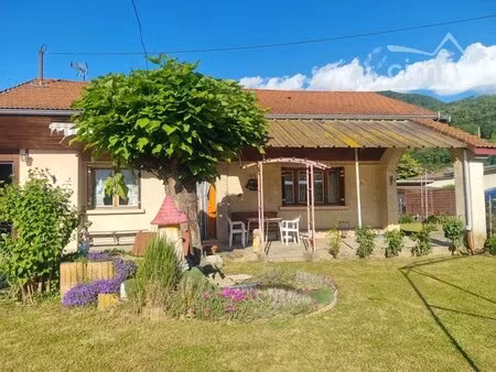 à vendre en exclusivite– maison individuelle de plain-pied à froges (38190)