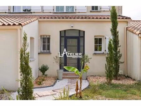 maison rénovée - 5 chambres - vie de plain-pied au calme