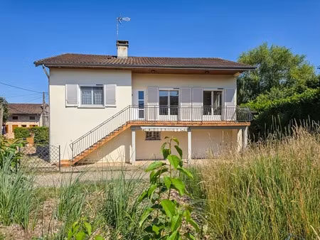 maison 3 chambres  sur sous sol complet avec garage