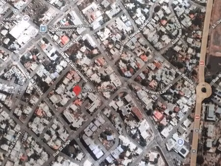 terrain à bâtir de 135 m² le port