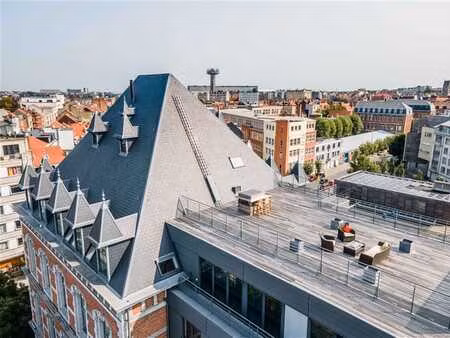 fabuleux penthouse meublé