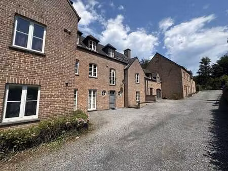 colocation 4 chambres équipée avec terrasse et parkings priv