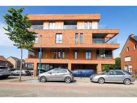 appartement 2 chambres impeccable + parking