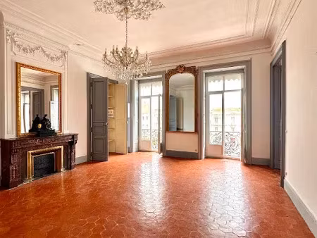 location appartement 6 pièces 180 m² à sète (34200)  2 339 €