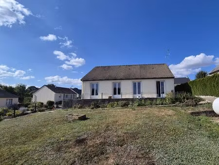 a 3 mn de gorron  pavillon accessible de plain pied  3 chambres avec terrain de 645 m2
