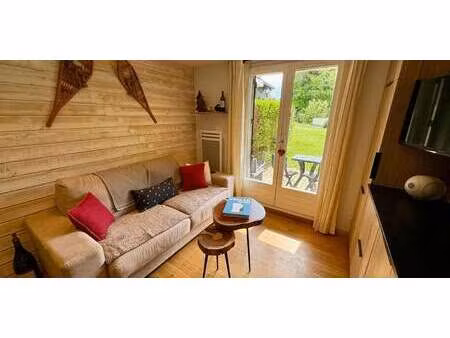 appartement avec terrasse demi-quartier (74)