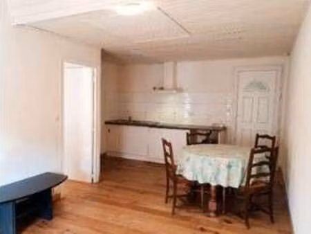 location appartement 2 pièces à langon (33210) : à louer 2 pièces / 37m² langon