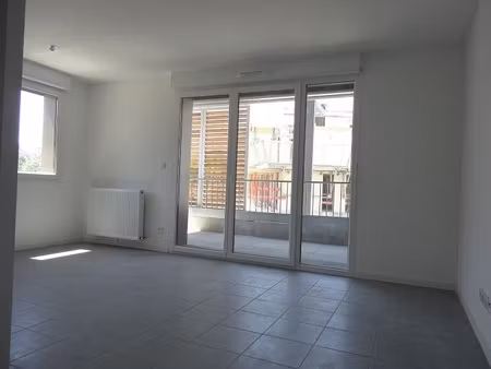 saint orens  t2 de 46 m2 avec parking