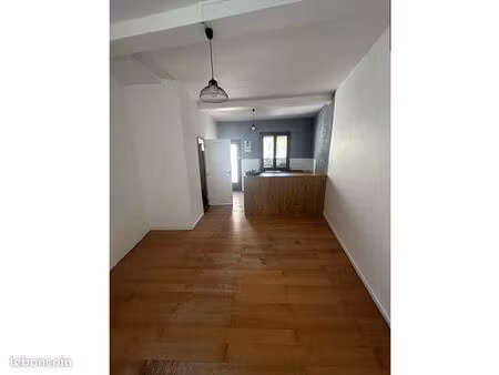 appartement 3 pièces 55 m²