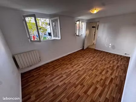 à louer f2