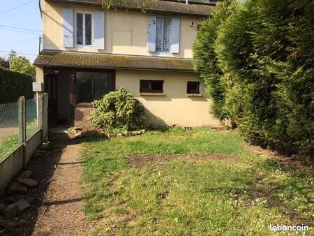 location maison de ville
