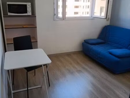 studio meublé + parking