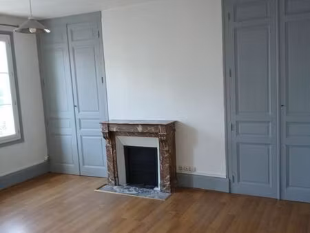 f2 place cauchoise à rouen