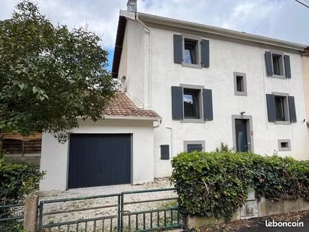 location maison mitoyenne rénovée