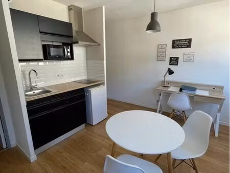 studio étudiant