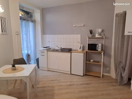 meublé 42m² refait à neuf /quartier gare / toutes charges comprises