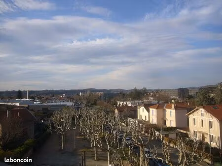 beau t3 à romans