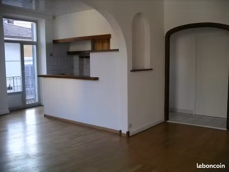 loue t4 centre voiron