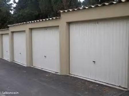 garage box garde-meuble