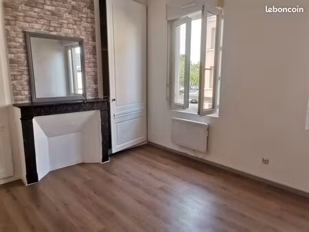 f2 hyper centre d’elbeuf (38m²)