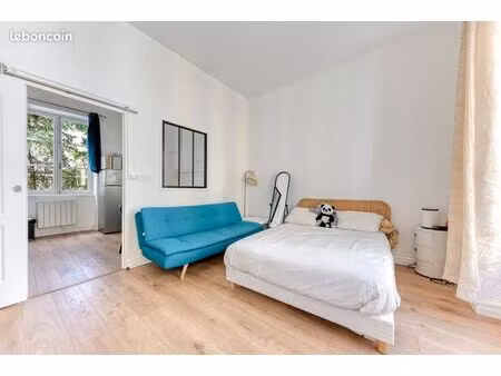 studio 30 m² - brotteaux