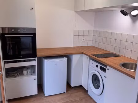 appartement meublé et rénové avec balcon