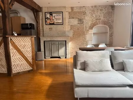 appartement t2 meublé 62m² - plein centre-ville