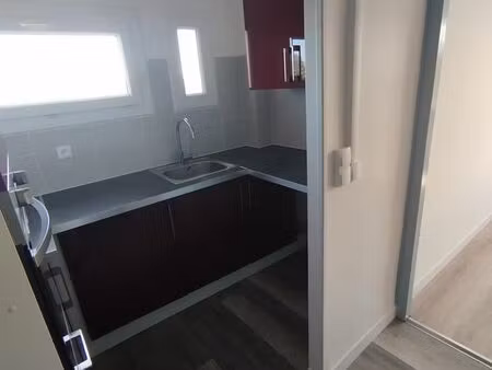 location t2 climatisé st georges sur loire