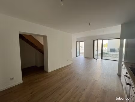 appartement duplex avec jardinet