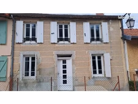 maison de bourg 2 chambres jardin