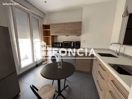 studio 1 pièce 26 m²