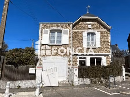 maison 6 pièces 95 m²