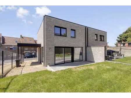 maison mitoyenne neuve à vendre dans le centre d'anzegem