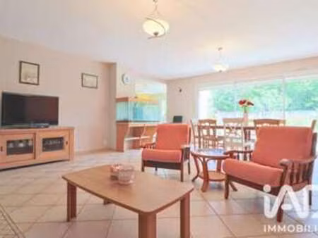 vente maison à nantes (44000) : à vendre / 173m² nantes