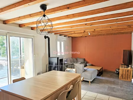 maison mitoyenne avec jardin  3 chambres  dépendances