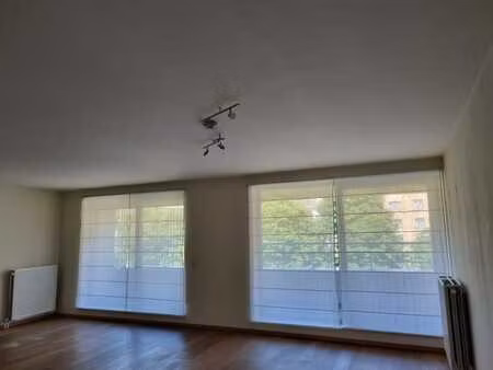 appartement 3 chambres etterbeek terrasses et parking