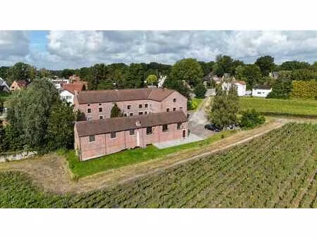 très bel appartement 2 ch. avec vue dégagée sur les vignes