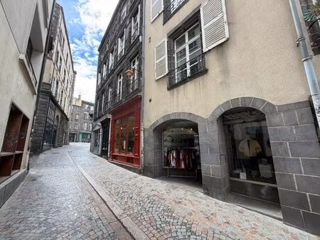 ensemble immobilier : local commercial + studio