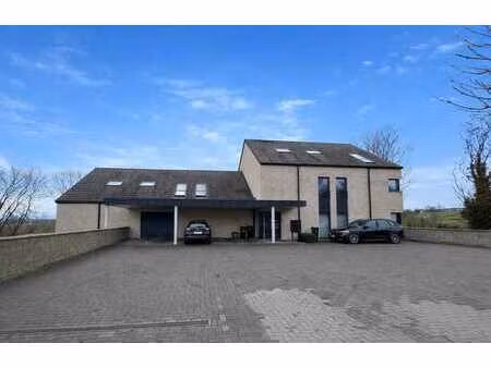 appartement meublé avec terrasse  libre directement !
