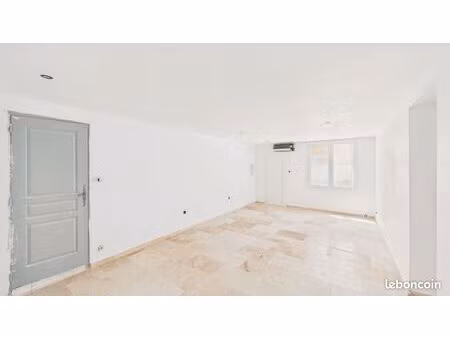 garage 63 m² chateaurenard