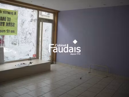 location local commercial 47m² coutances 50200