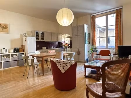 appartement 4 pièces modulable en plein cœur de cahors – fort potentiel d'investissement o