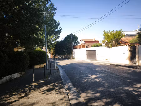 joli studio 20 m2 meublé idéal investisseur la valentine/la