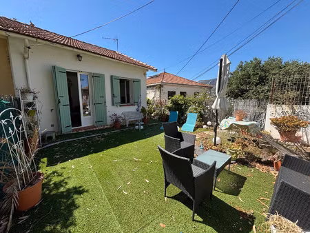 charmante maison-t2 aguillon.