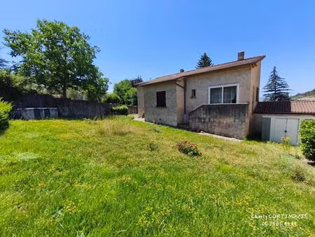 maison avec deux logement + jardin + vue + cave